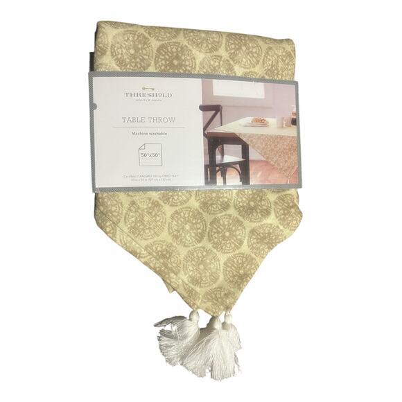 Threshold Table Throw In Beige Medallion Print 50 x 50” with White Tassels - Picture 1 of 3